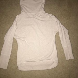 Lulu Lemon Sweatshirt. Size 6.